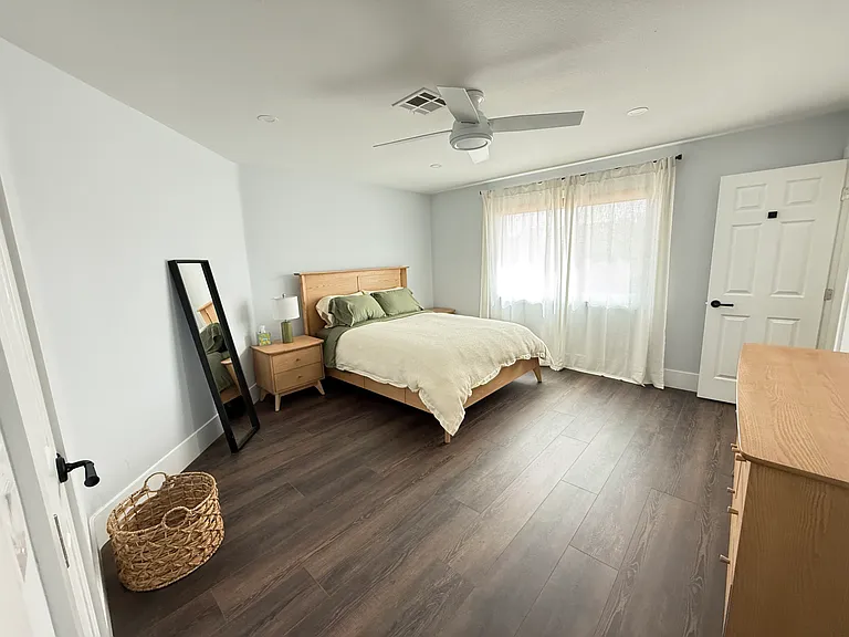 En suite room for rent