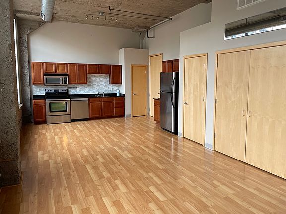 4th image of 521 S 7th St Unit 220