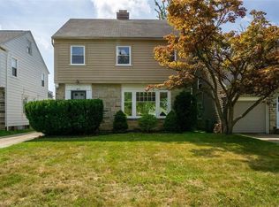 3870 Silsby Rd, University Heights, OH 44118