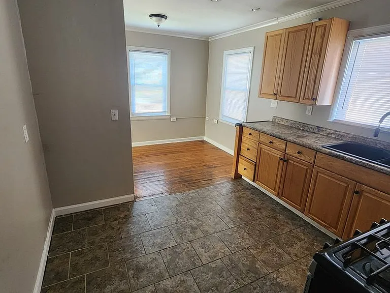 3816 Almeda Dr — Photo 7