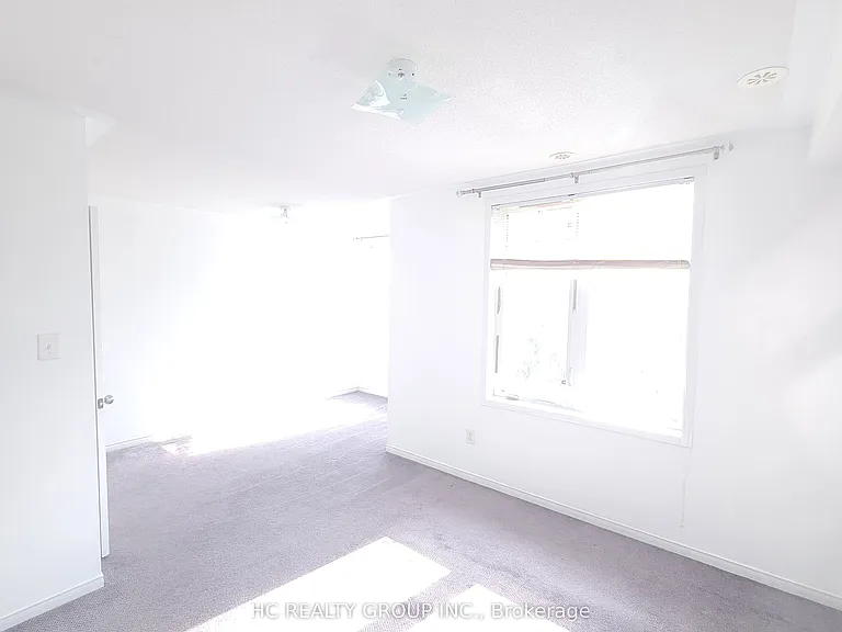 227 Dairy Dr — Photo 11