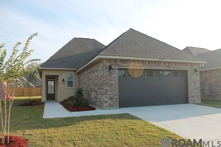37237 Market Place Dr — Photo 2