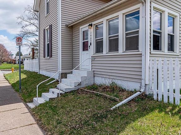 3rd image of 1405 W Lombard St
