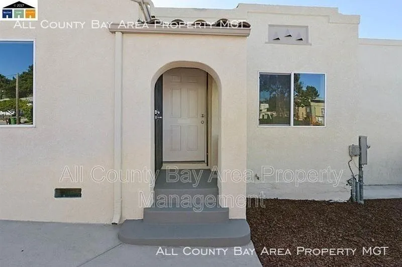 2 bed, $2,395 — Photo 3