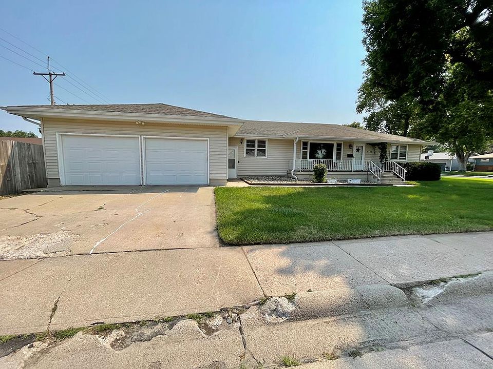 1st image of 2023 W 14th St