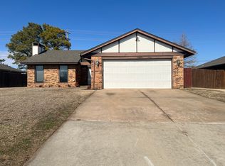 2309 Butternut Pl, Edmond, OK 73013