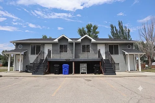 4002 Lakeview Dr #2 Photo 1
