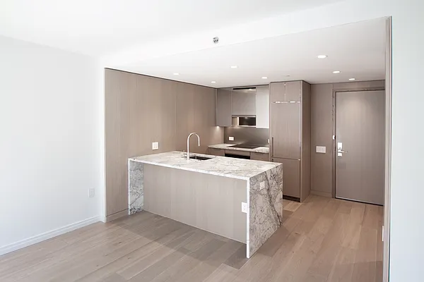 Rented by RELO REDAC INC. | media 12