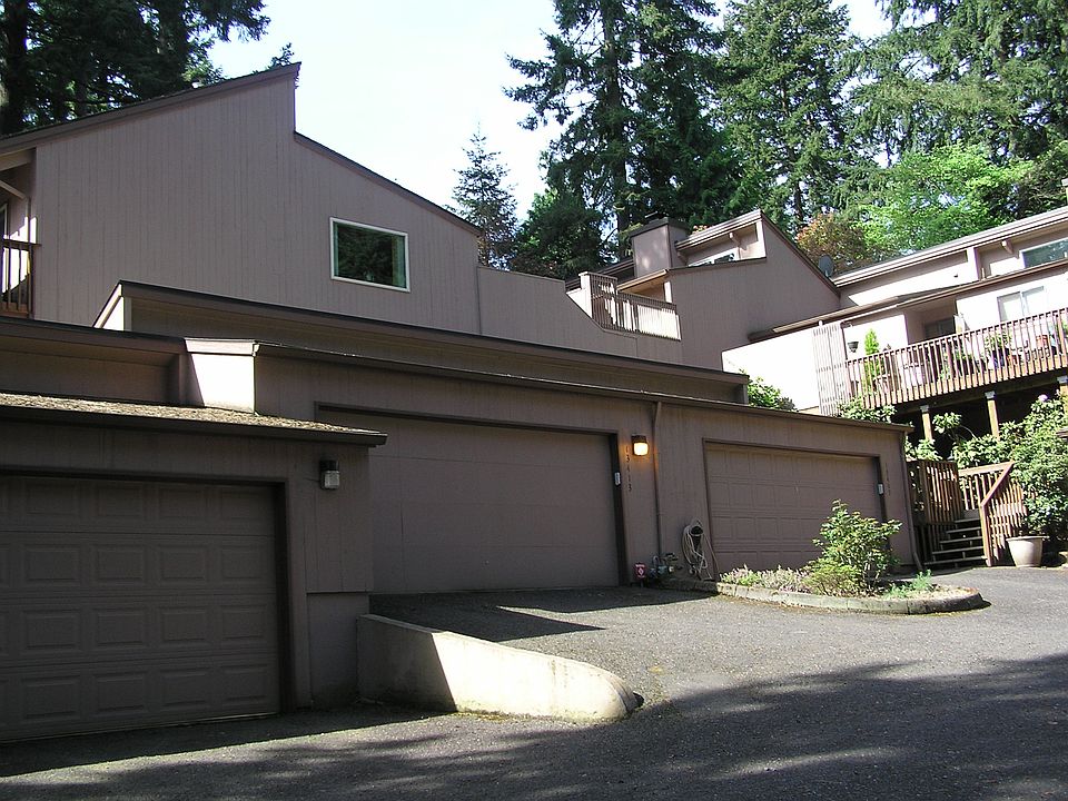 1st image of 13413 NE Regents Dr