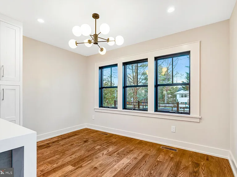 5921 Chesterbrook Rd — Photo 35
