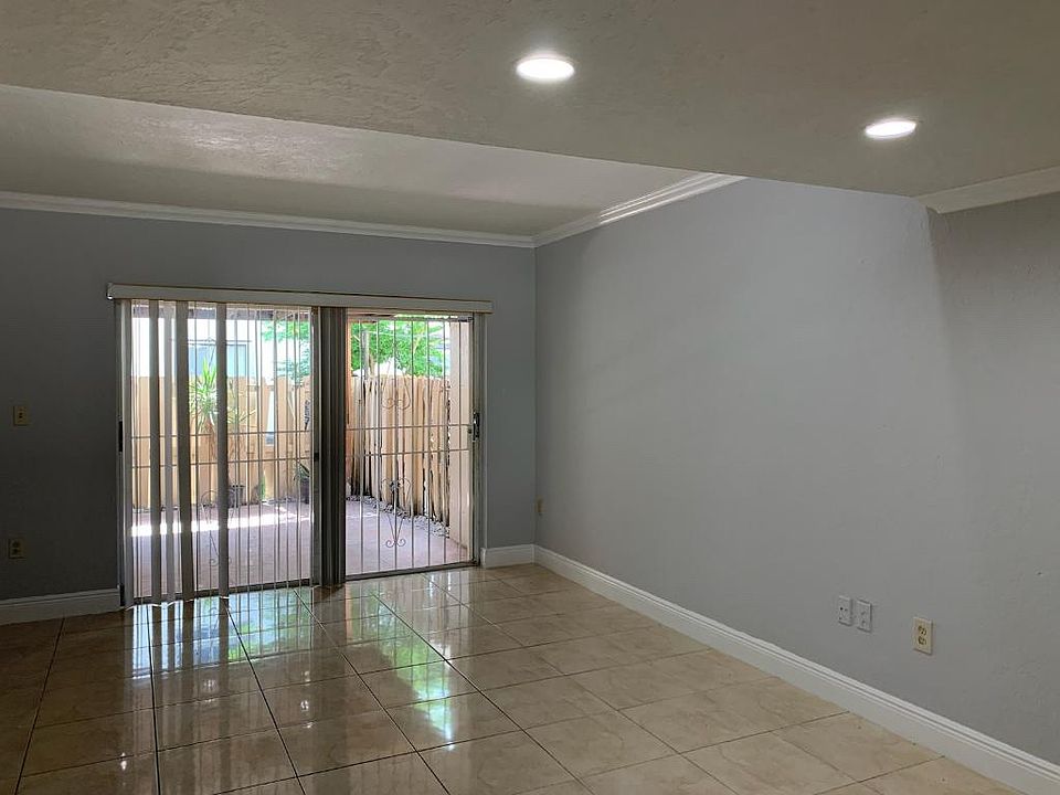 1st image of 1150 NW 124th Ave