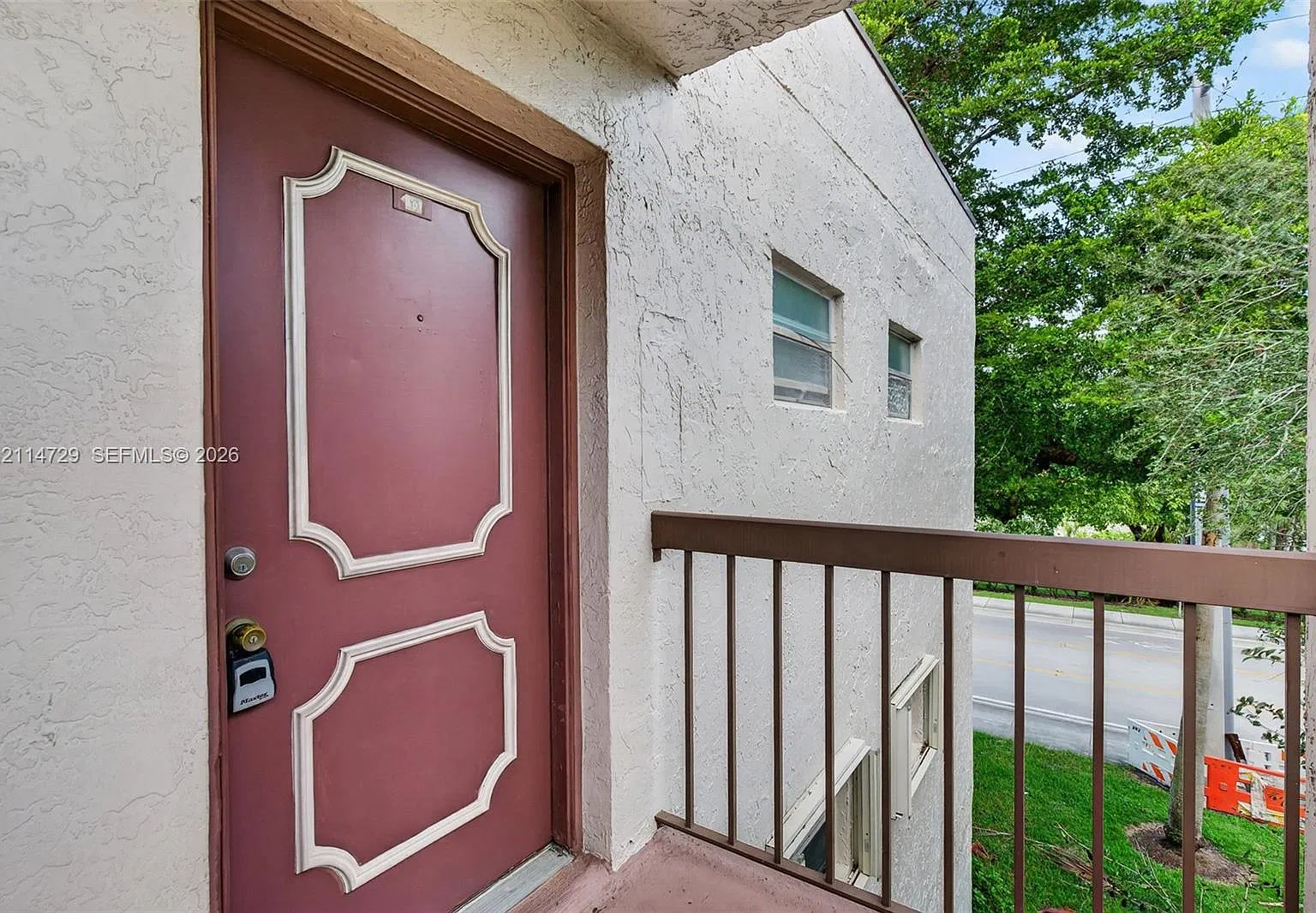 Nova Gardens Condo — Photo 3