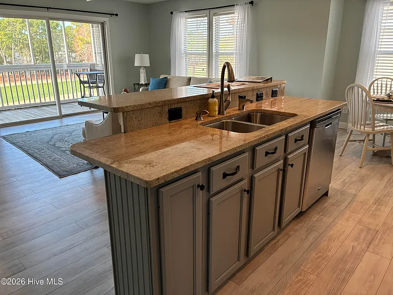 3350 Club Villas Dr #806 — Photo 12