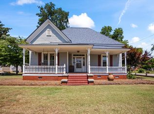 818 Calhoun St, Johnston, SC 29832