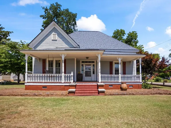 818 Calhoun St, Johnston, SC 29832