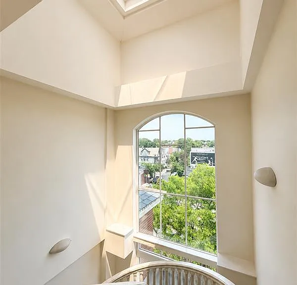 2440 Massachusetts Ave — Photo 4
