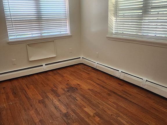 2nd image of 3779 Willett Ave APT 3