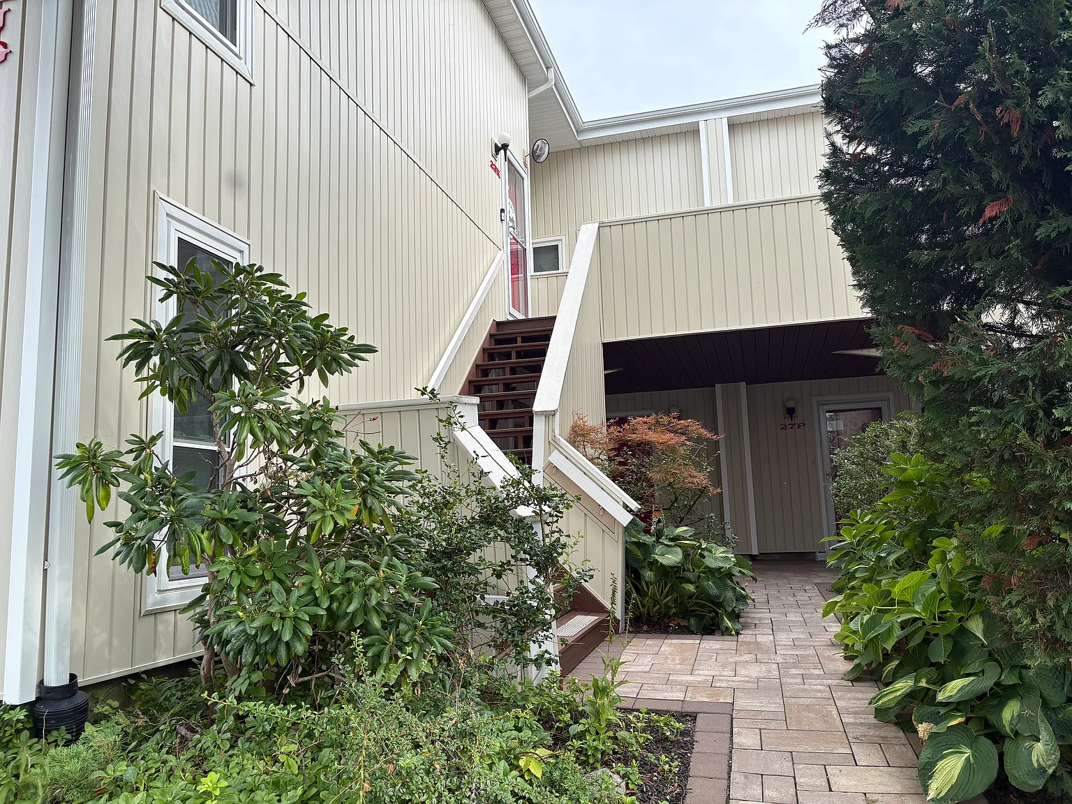 2 bed, $3,700 — Photo 2