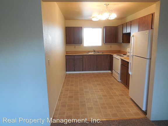 5th image of 999 West St APT 15