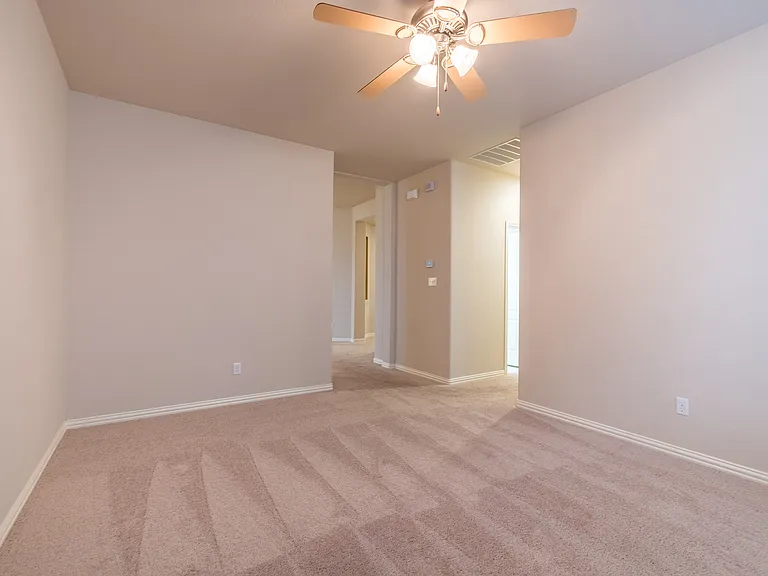 165 Lady Bird Ln — Photo 39