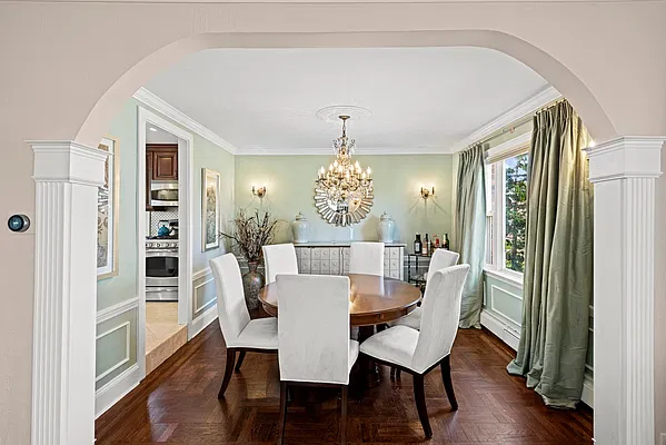 Sold by Nest Seekers International | media 4