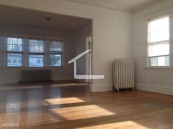 257 Foster #2 Boston (Brighton) Unit Photo 1