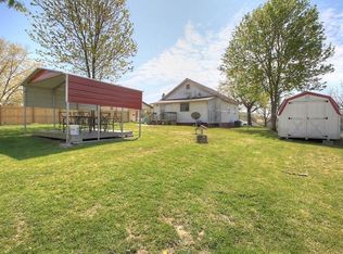 719 Roosevelt St, London, KY 40741