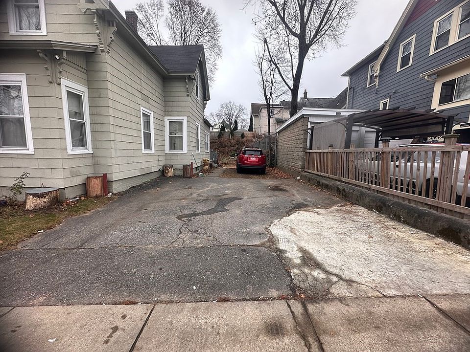 55 Birch St, Worcester, MA 01603 Zillow