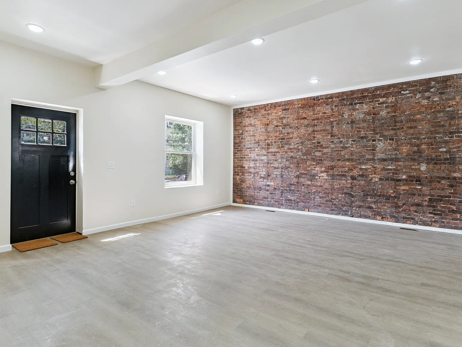 4 bed, 1700 sqft, $3,475 — Photo 4
