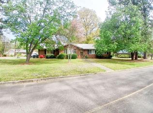 2 Castlewood Dr SW, Rome, GA 30165