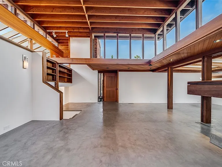 1625 Catalina — Photo 14