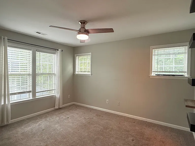 7020 Jeffreys Creek Ln — Photo 11