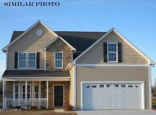 114 Lewis Humphrey Ln N, Hubert, NC 28539