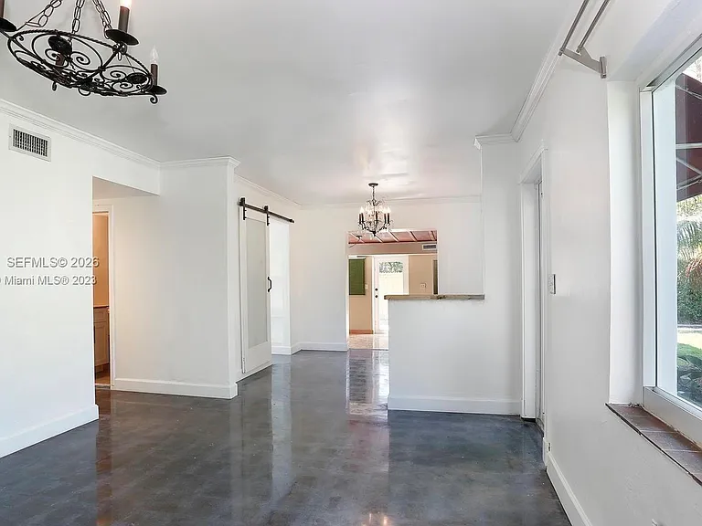 6116 SW 46th Ter — Photo 7