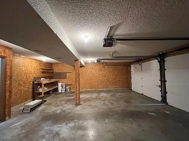 3859 S Hillcrest Ave — Photo 22