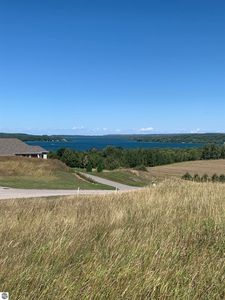 4633 E Water View Dr, Lake Leelanau, MI, 49653