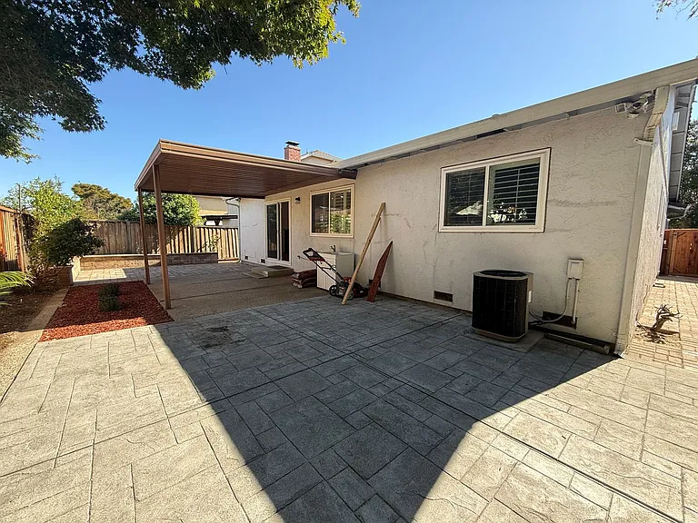 3257 Tenley Dr — Photo 18