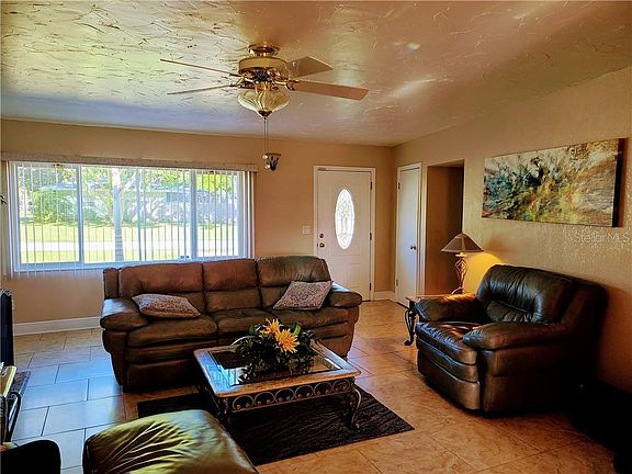 4th image of 1440 Dexter Dr