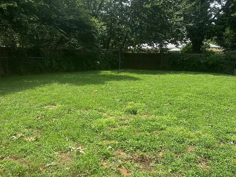 1230 Caddell Ln — Photo 12