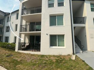 805 Villa Cir, Boynton Beach, FL 33435