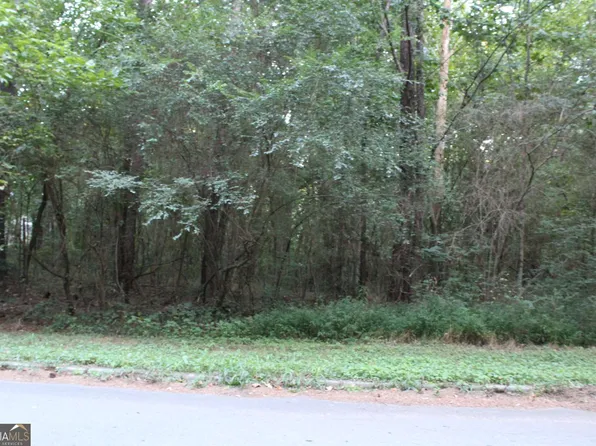 5743 Tunbridge Wells Rd, Lithonia, GA 30058