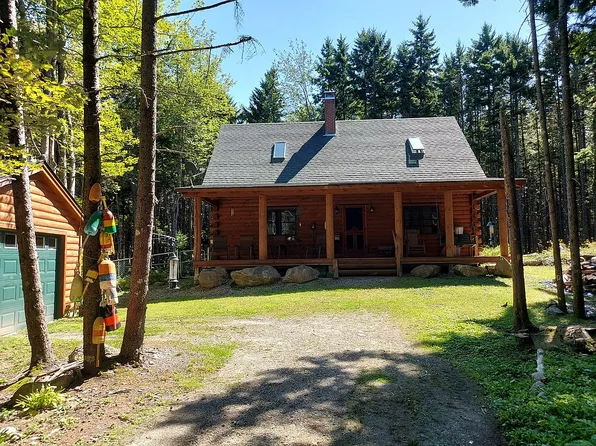 9 Sagamore Trl, New Harbor, ME 04554