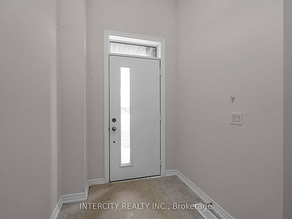 3rd image of 16 Radisson St