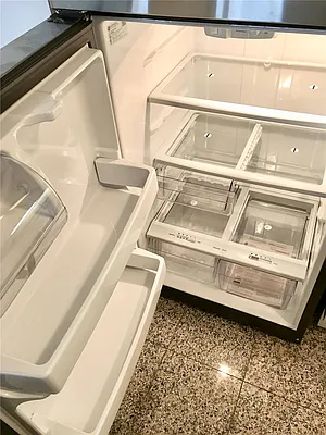 Rented by R New York | media 10