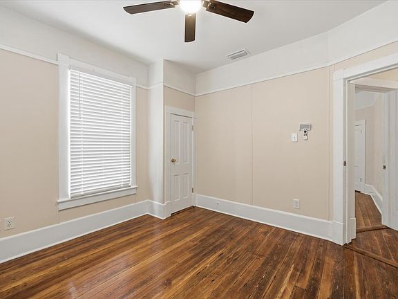 5th image of 2305 Abercorn St