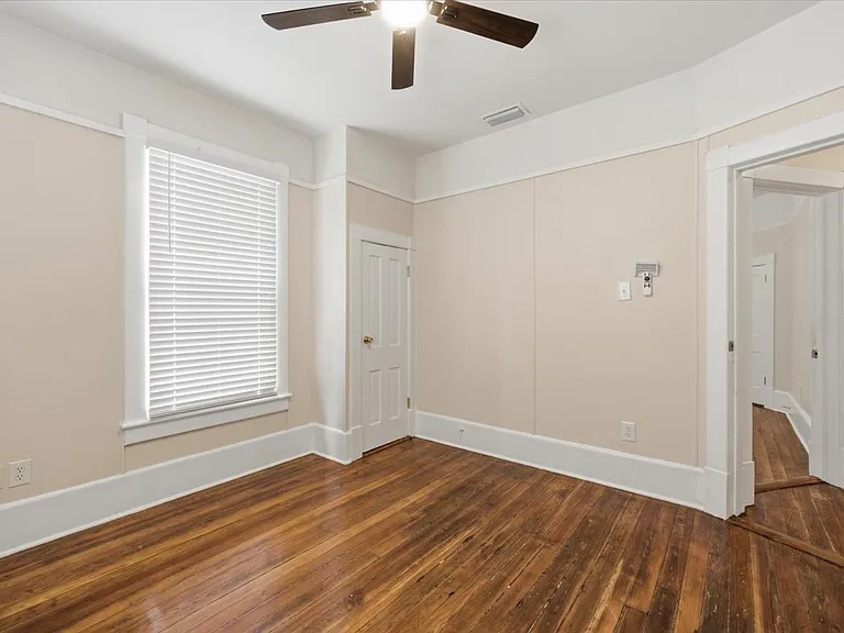 2305 Abercorn St — Photo 5