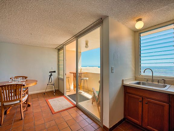 4th image of 84 Pukihae St APT 205