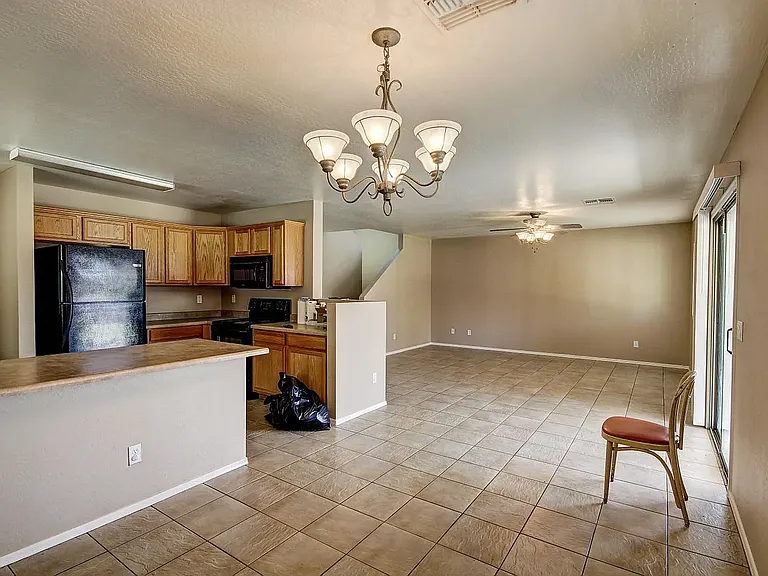 8553 W Superior Ave — Photo 15