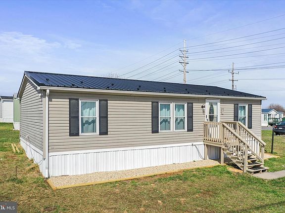 2nd image of 287 Royal Crest Dr