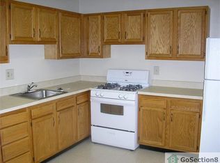 462 Chartley Park Rd, Reisterstown, MD 21136